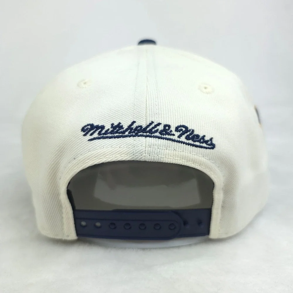Minnesota Twins Mitchell & Ness MLB Pro Fit Snapback Hat Cap 3D Logo Cream NWT‎